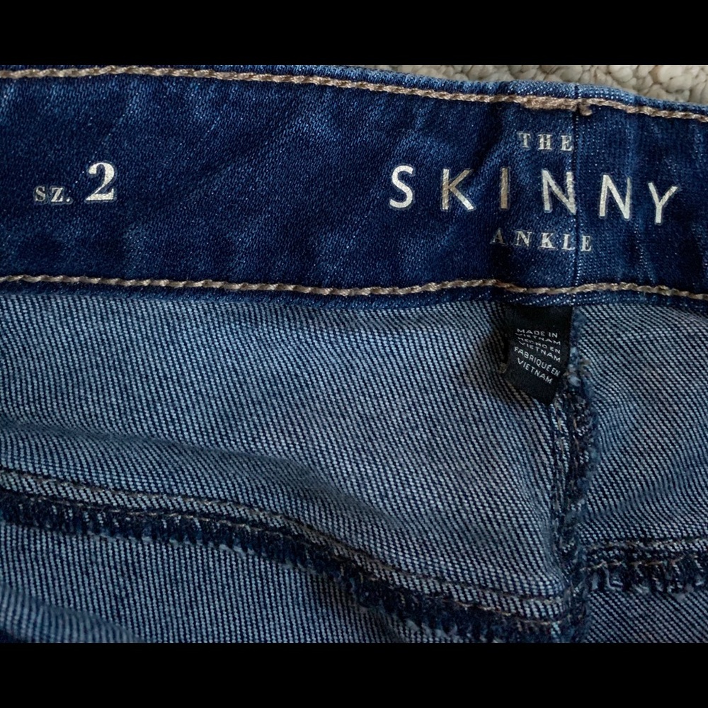 Barely worn dark denim jeans